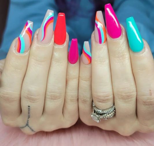 Bright Summer Nails