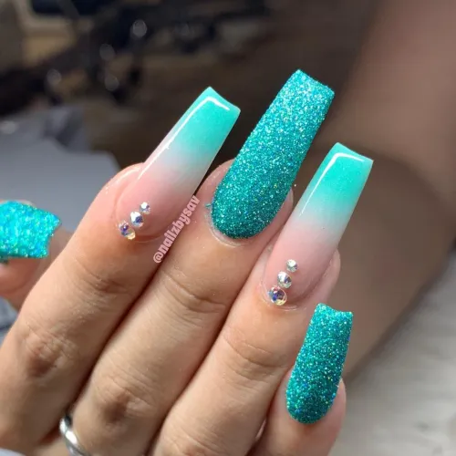 aqua nails